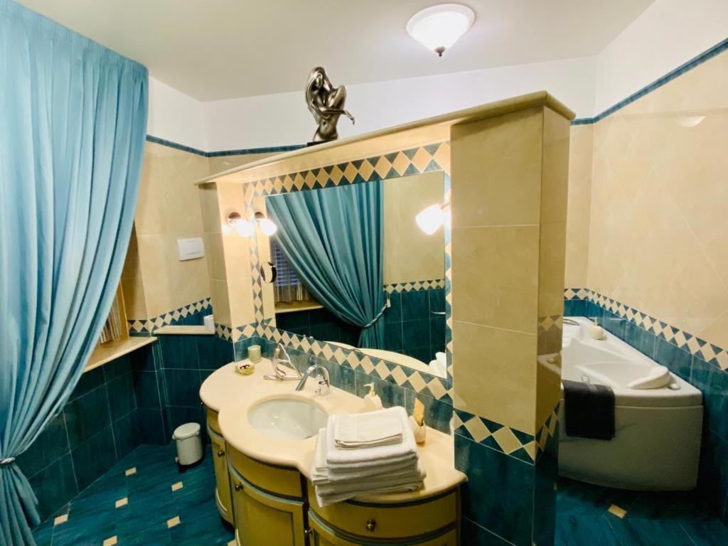 Hotel Oasi di Monchiero Esterno foto